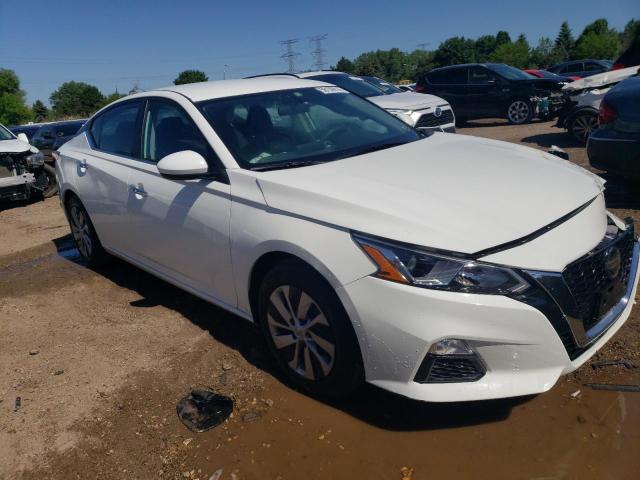 1N4BL4BV9LC240544 - 2020 NISSAN ALTIMA S WHITE photo 4