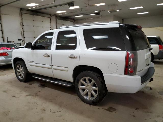 1GKFK638X8J227862 - 2008 GMC YUKON DENALI WHITE photo 2