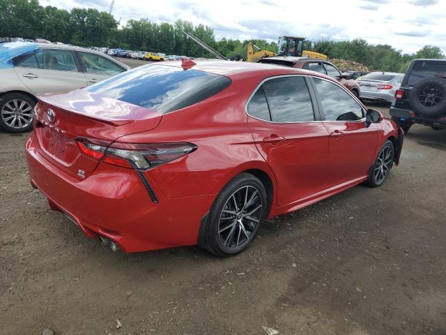 4T1T11BK3PU077779 - 2023 TOYOTA CAMRY SE NIGHT SHADE RED photo 3