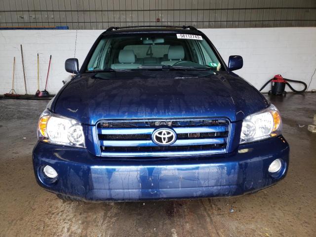 JTEEP21AX40062575 - 2004 TOYOTA HIGHLANDER BLUE photo 5