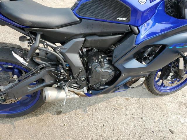 JYARM38E8PA007100 - 2023 YAMAHA YZFR7 BLUE photo 9