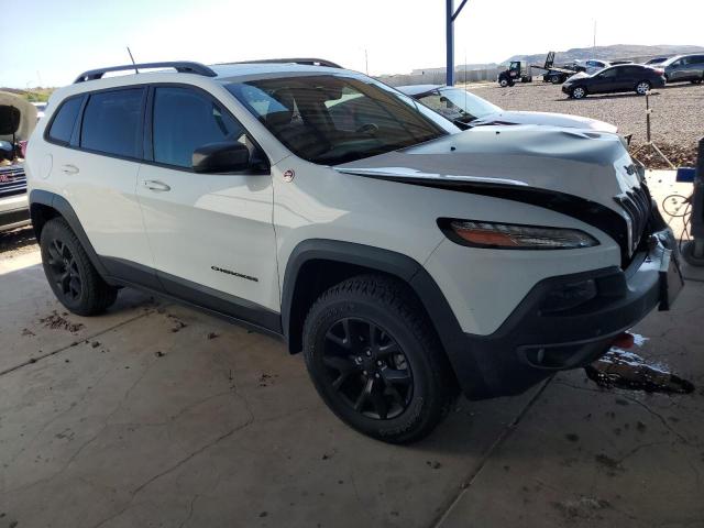 1C4PJMBX0JD528922 - 2018 JEEP CHEROKEE TRAILHAWK WHITE photo 4