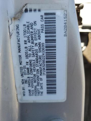 1Y1SK52862Z410699 - 2002 CHEVROLET GEO PRIZM BASE SILVER photo 12