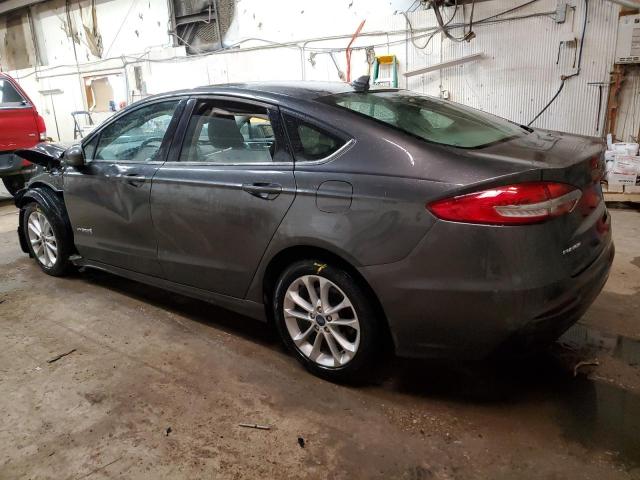 3FA6P0LU4KR205320 - 2019 FORD FUSION SE GRAY photo 2