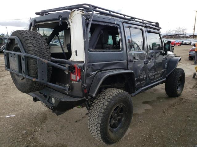 1C4BJWFG8GL180012 - 2016 JEEP WRANGLER RUBICON GRAY photo 3