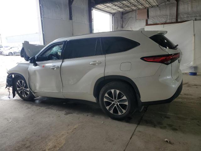5TDGZRBH6MS531864 - 2021 TOYOTA HIGHLANDER XLE WHITE photo 2