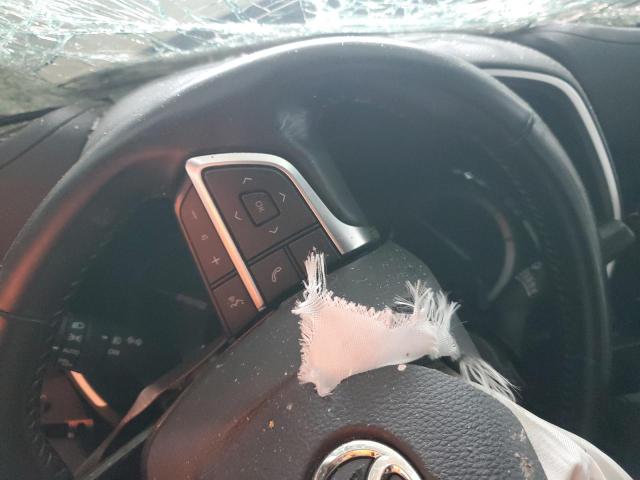 5TDGZRBH6MS531864 - 2021 TOYOTA HIGHLANDER XLE WHITE photo 9