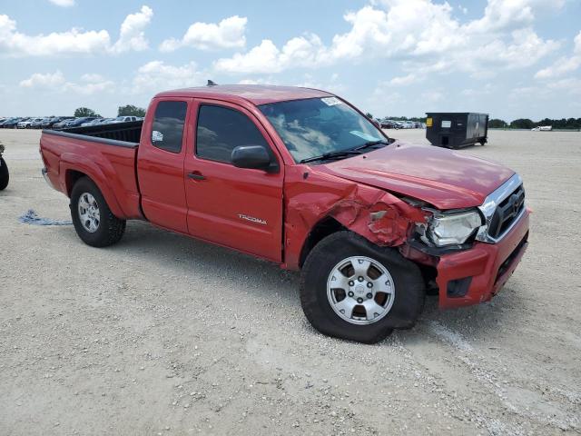 5TFUX4EN6FX030869 - 2015 TOYOTA TACOMA ACCESS CAB წითელი ფოტო 4