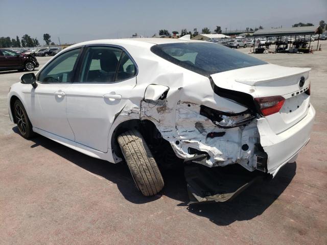 4T1G11AK7PU123150 - 2023 TOYOTA CAMRY SE NIGHT SHADE WHITE photo 2