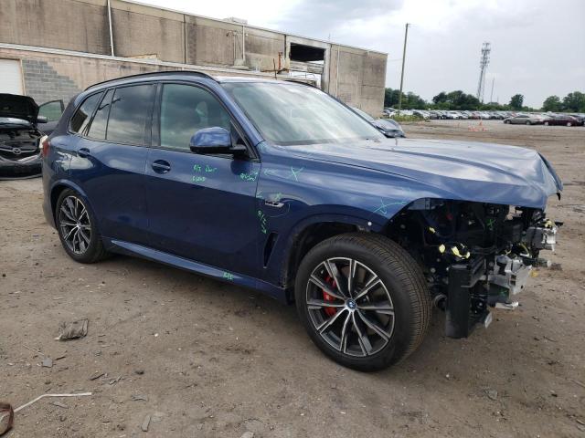 5UXTA6C02P9N88142 - 2023 BMW X5 XDRIVE45E BLUE photo 4