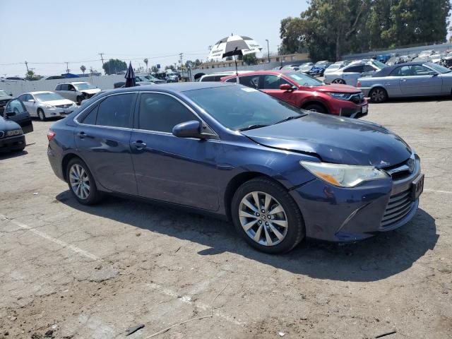 4T1BF1FK1GU604287 - 2016 TOYOTA CAMRY LE BLUE photo 4