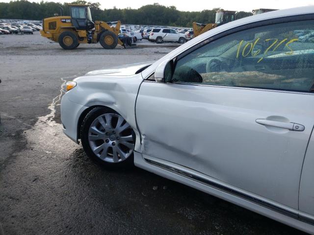 4T1BK3DB8BU382138 - 2011 TOYOTA AVALON BASE WHITE photo 9