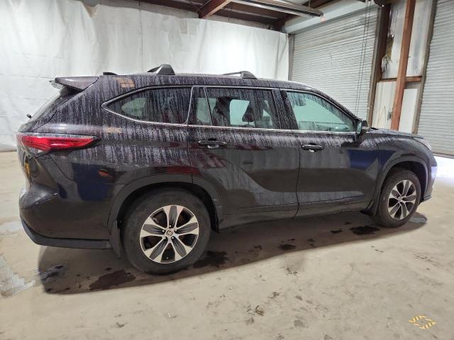 5TDGZRBH8MS104623 - 2021 TOYOTA HIGHLANDER XLE შავი ფოტო 3