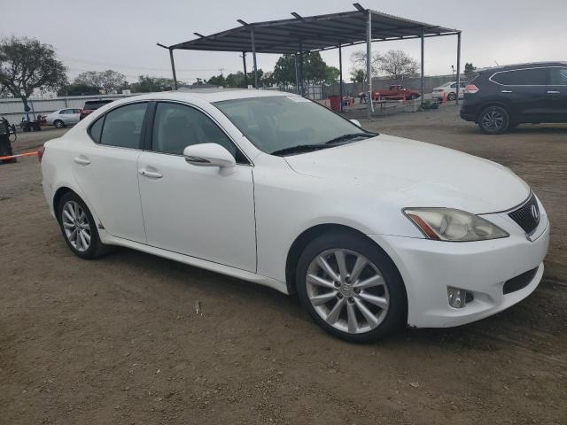 JTHBK262795092505 - 2009 LEXUS IS 250 WHITE photo 4