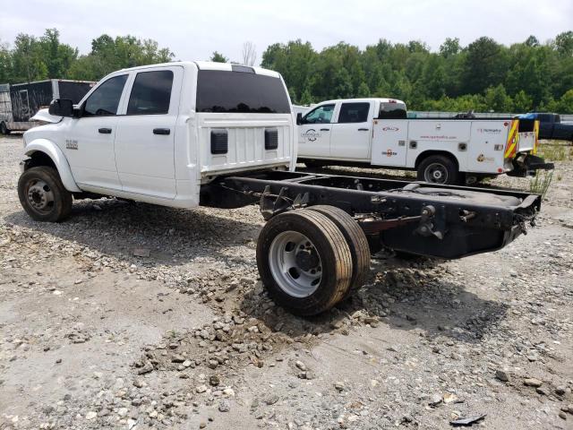 3C7WRLELXJG383532 - 2018 RAM 4500 WHITE photo 2