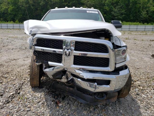 3C7WRLELXJG383532 - 2018 RAM 4500 WHITE photo 5