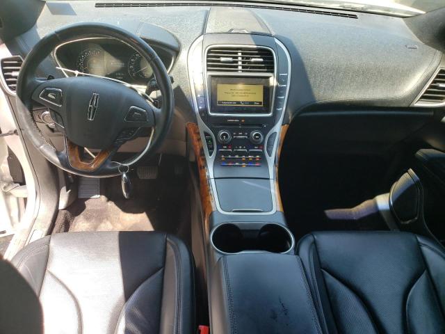 2LMTJ6LR2GBL86663 - 2016 LINCOLN MKX RESERVE Սպիտակ լուսանկար 8
