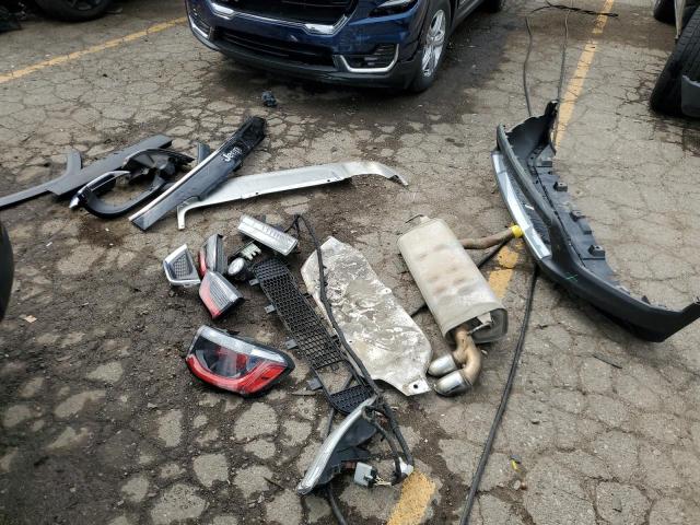 3C4NJDCB0JT101048 - 2018 JEEP COMPASS LIMITED أسود صورة 13