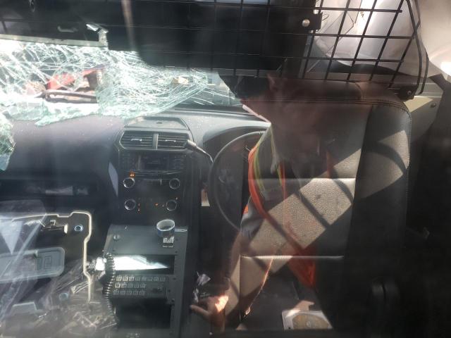 1FM5K8AR2JGA46574 - 2018 FORD EXPLORER POLICE INTERCEPTOR TWO TONE photo 10