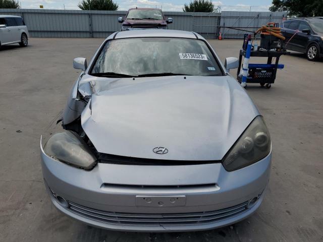 KMHHM66D38U277679 - 2008 HYUNDAI TIBURON GS SILVER photo 5