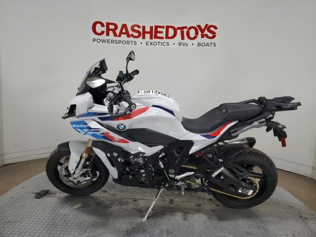 WB10E4303N6G17529 - 2022 BMW S 1000 XR WHITE photo 3