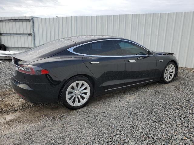 5YJSA1E2XHF192658 - 2017 TESLA MODEL S BLACK photo 3