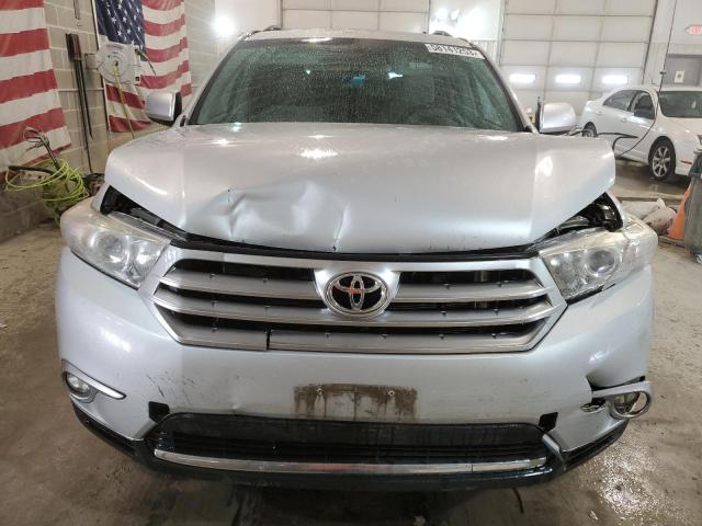 5TDBK3EH1CS134164 - 2012 TOYOTA HIGHLANDER BASE SILVER photo 5