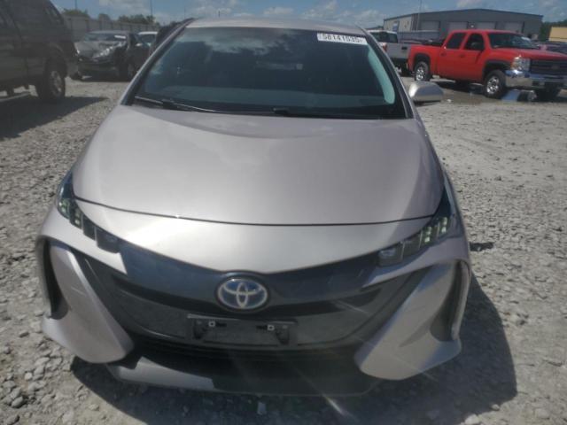 JTDKARFP9K3119410 - 2019 TOYOTA PRIUS PRIM 银色 照片 5