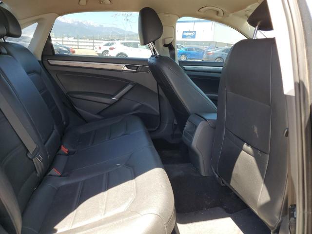 1VWDT7A36HC023560 - 2017 VOLKSWAGEN PASSAT R-LINE Grau Foto 10