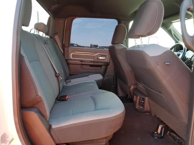 3C6UR5DL0NG298049 - 2022 RAM 2500 BIG HORN/LONE STAR WHITE photo 10