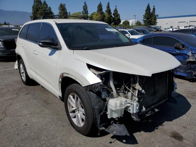 5TDZARFH2GS022465 - 2016 TOYOTA HIGHLANDER LE WHITE photo 4