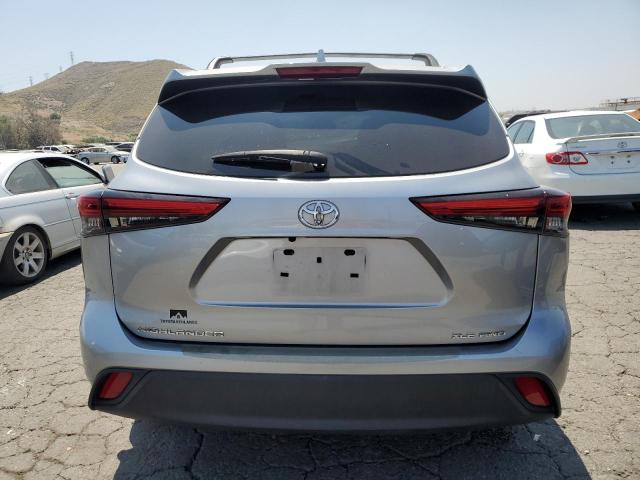 5TDHZRBH6LS046143 - 2020 TOYOTA HIGHLANDER XLE SILVER photo 6