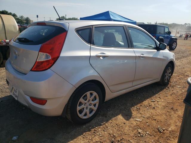 KMHCT5AEXDU094121 - 2013 HYUNDAI ACCENT GLS SILVER photo 3