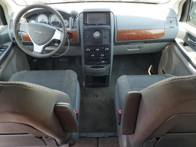 2A8HR44H78R748271 - 2008 CHRYSLER TOWN & COU LX SILVER photo 8