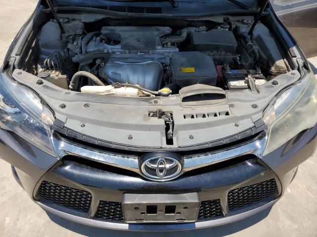 4T1BF1FK8FU892016 - 2015 TOYOTA CAMRY LE GRAY photo 11