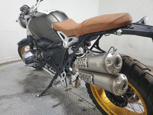 WB10L7305P6G42958 - 2023 BMW R NINE T SCRAMBLER BLACK photo 12