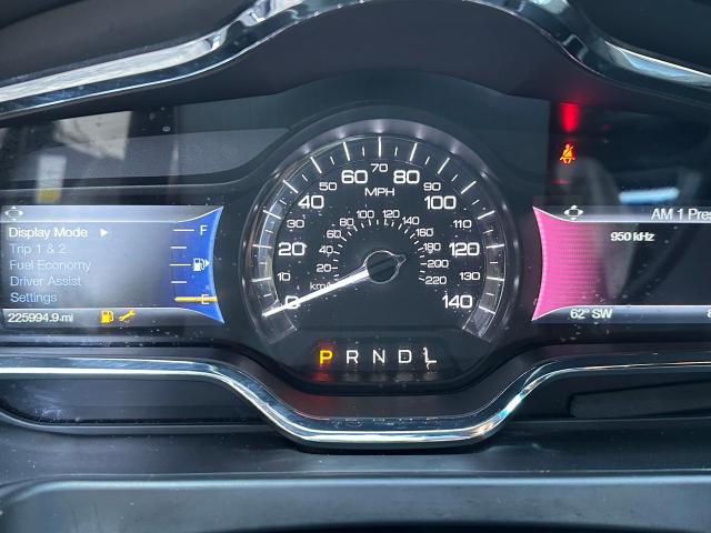 2LMHJ5NK0FBL03293 - 2015 LINCOLN MKT BLACK photo 8