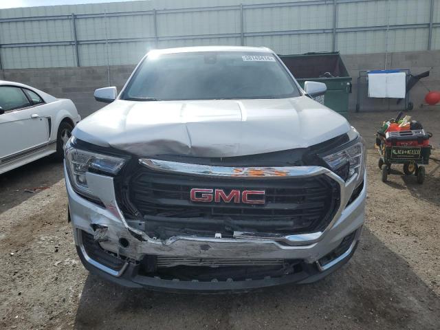 3GKALMEV6NL202282 - 2022 GMC TERRAIN SLE SILVER photo 5