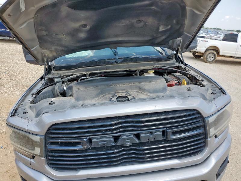 3C6UR5FJ6KG714564 - 2019 RAM 2500 LARAMIE Silber Foto 11