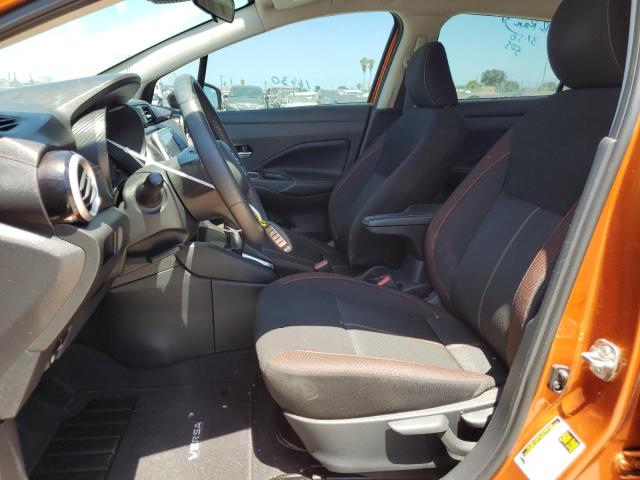 3N1CN8FVXML845658 - 2021 NISSAN VERSA SR ORANGE photo 7