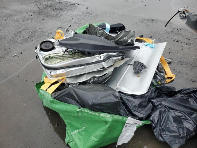 JTND4MBE9P3202085 - 2023 TOYOTA COROLLA SE 银色 照片 12