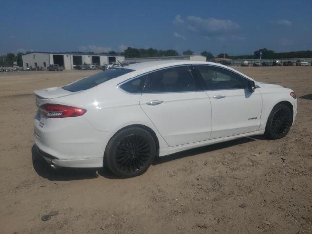 3FA6P0RU9JR205724 - 2018 FORD FUSION TITANIUM/PLATINUM HEV WHITE photo 3