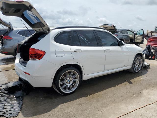 WBAVM5C57DVV89150 - 2013 BMW X1 XDRIVE35I WHITE photo 3