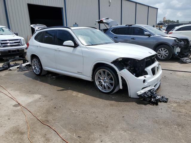 WBAVM5C57DVV89150 - 2013 BMW X1 XDRIVE35I WHITE photo 4