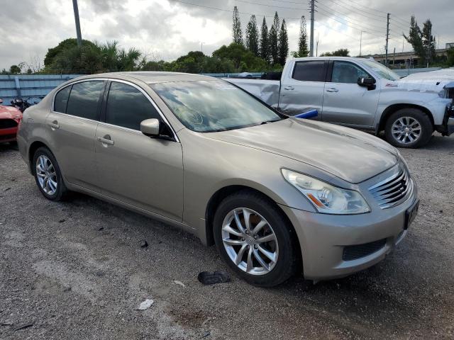 JNKCV61F79M053531 - 2009 INFINITI G37 GOLD photo 4