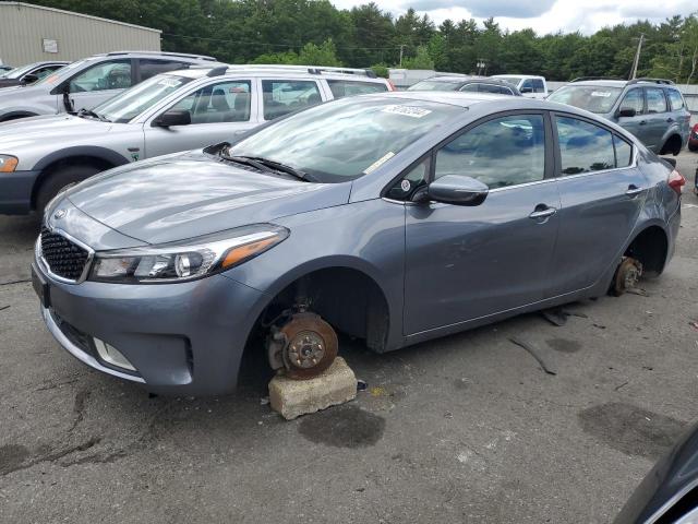 3KPFL4A81HE005000 - 2017 KIA FORTE EX GRAY photo 1