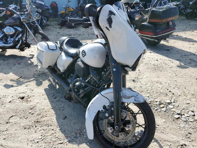 1HD1KRP14MB672461 - 2021 HARLEY-DAVIDSON FLHXS WHITE photo 1