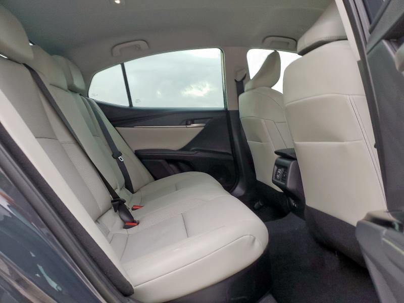 4T1DAACKXSU071697 - 2025 TOYOTA CAMRY XSE GRAY photo 10