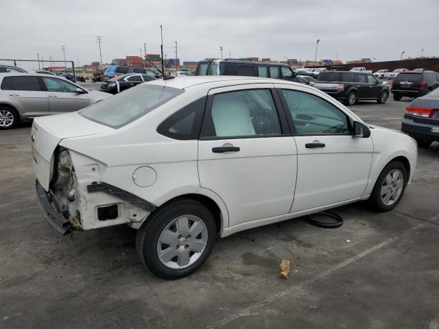 1FAHP3EN8AW164511 - 2010 FORD FOCUS S WHITE photo 3