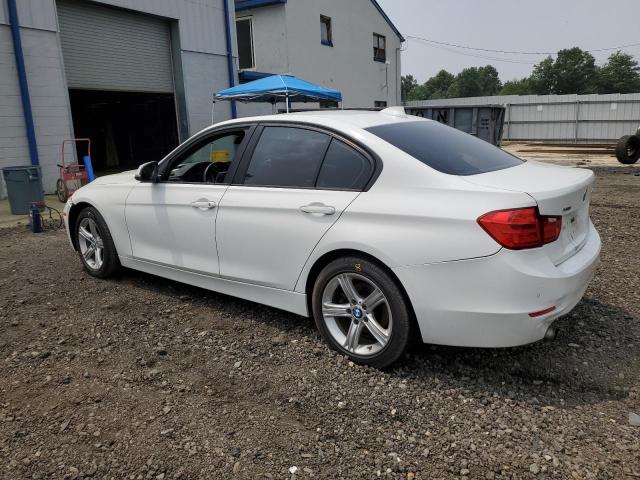 WBA3C3G59FNS74295 - 2015 BMW 320 I XDRIVE WHITE photo 2